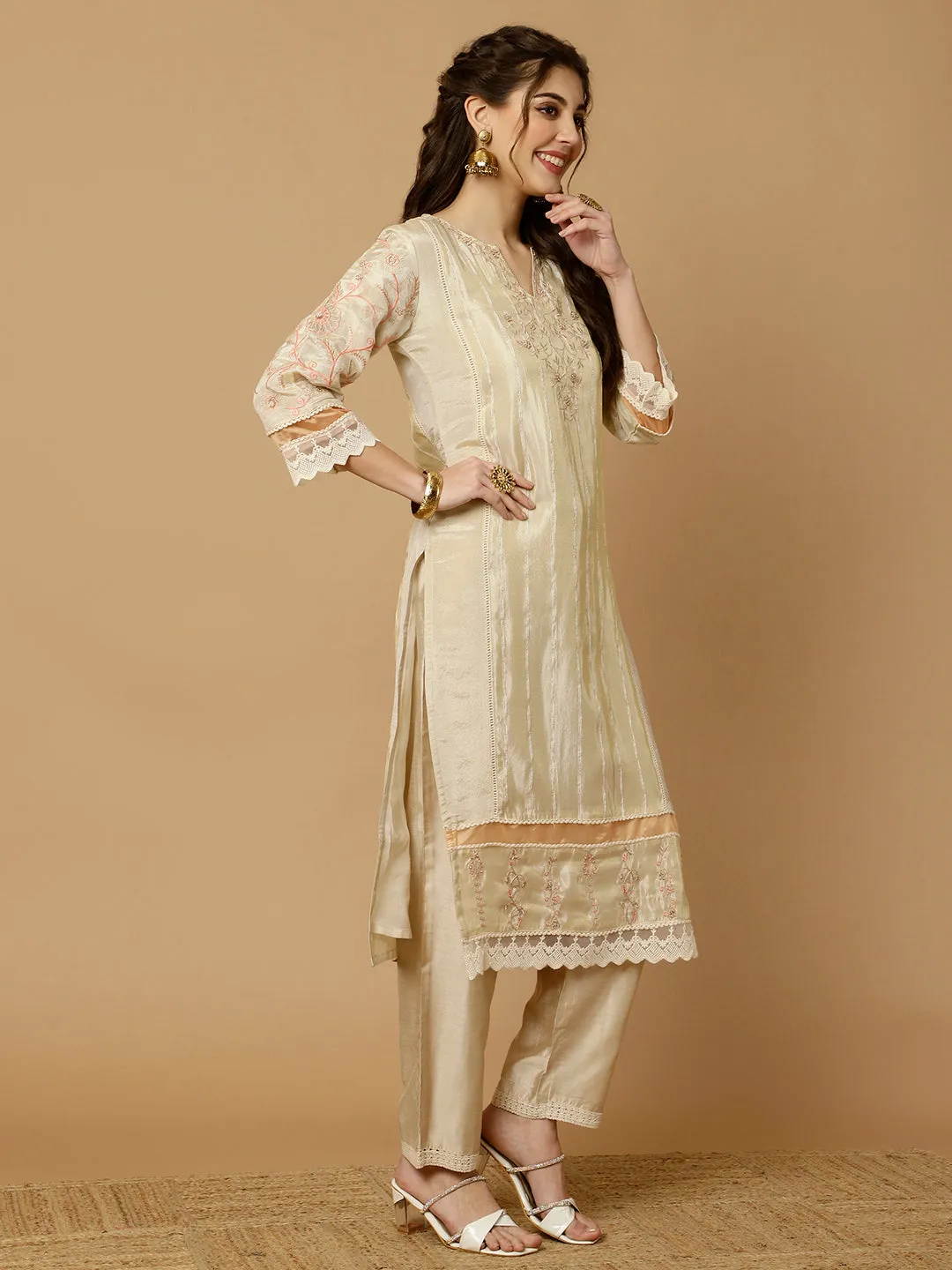 Beige & Peach Zarodosi Jacquard Silk Kurta With Pants And Dupatta